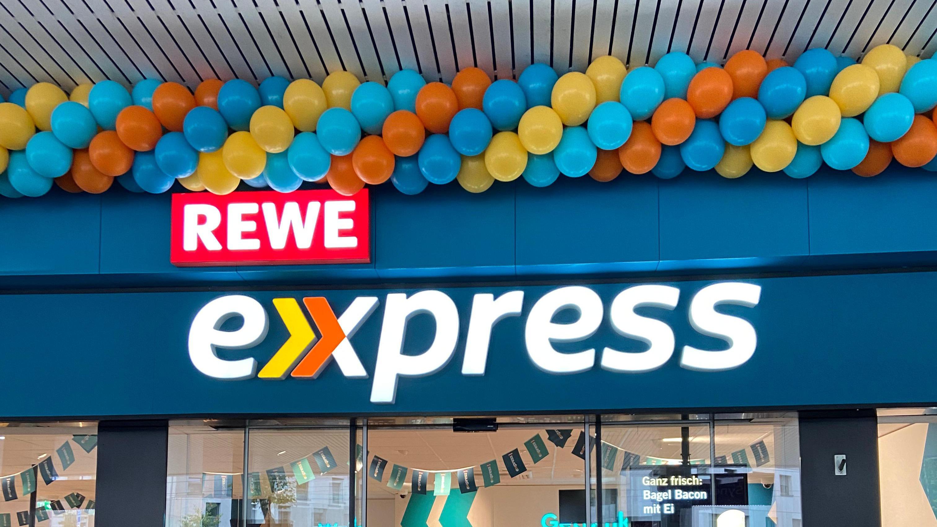 Bild 3 REWE express in Freiburg im Breisgau