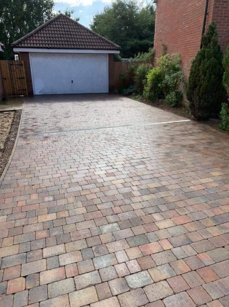 Images Capital Paving and Landscapes