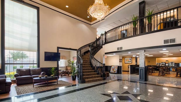 Images Best Western Plus Northwest Inn & Suites