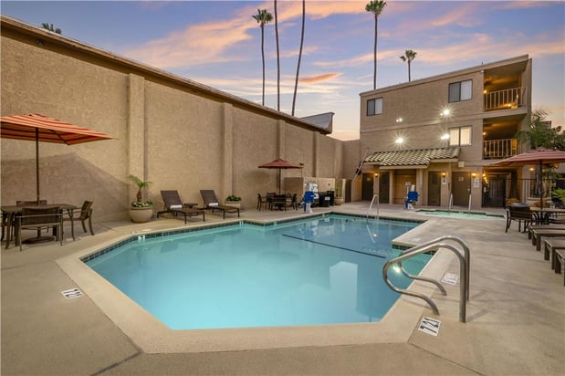 Images Best Western Plus Anaheim Inn