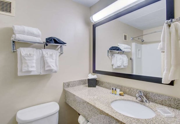 Images Best Western Plus Waltham Boston