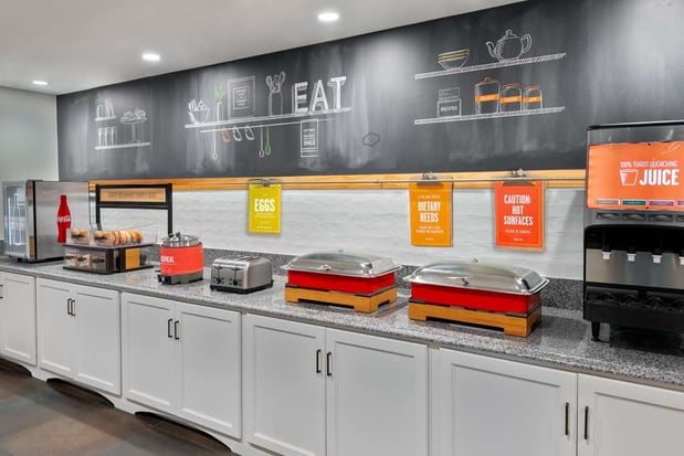 Images Hampton Inn Hartford/Airport
