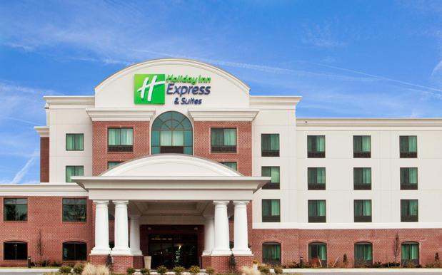 Images Holiday Inn Express & Suites Wilmington-Newark by IHG