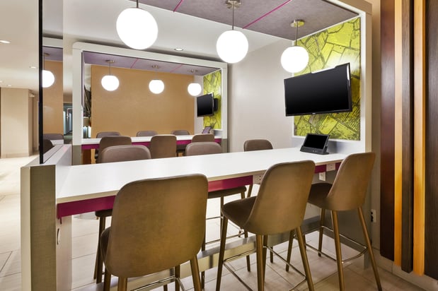 Images Crowne Plaza Dulles Airport by IHG