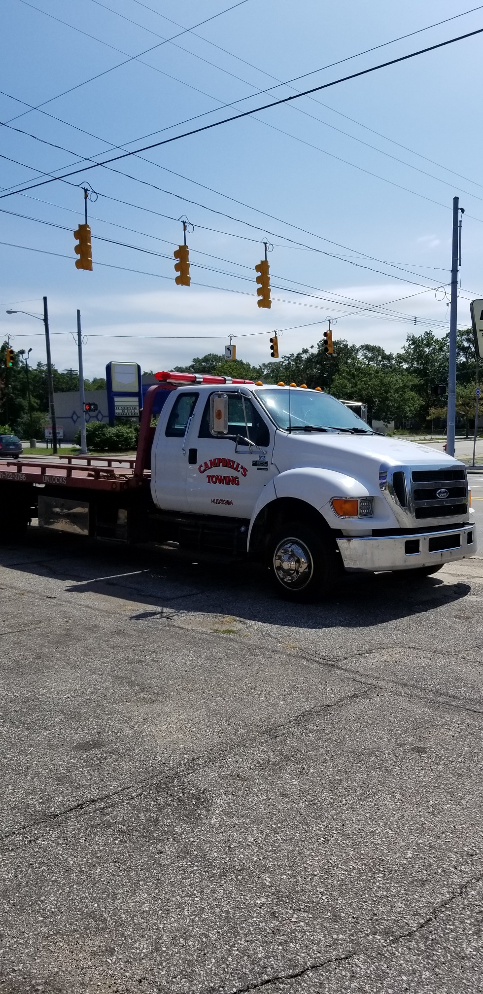 Campbell's Towing & Automotive Photo