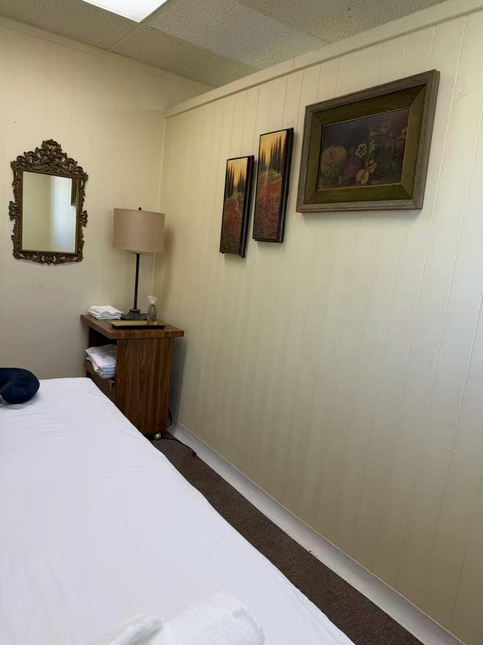 When it comes to working out knots and kinks in your muscles, deep tissue massage is one of the most effective methods. This type of massage uses slow, deep strokes to target the inner layers of your muscles and connective tissues. It can be used to treat a wide range of conditions, including chronic pain, tension headaches, and sports injuries.