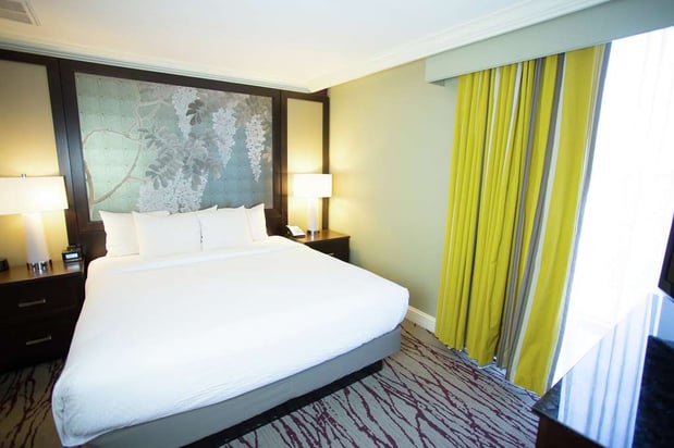 Images DoubleTree by Hilton Hotel Savannah Historic District