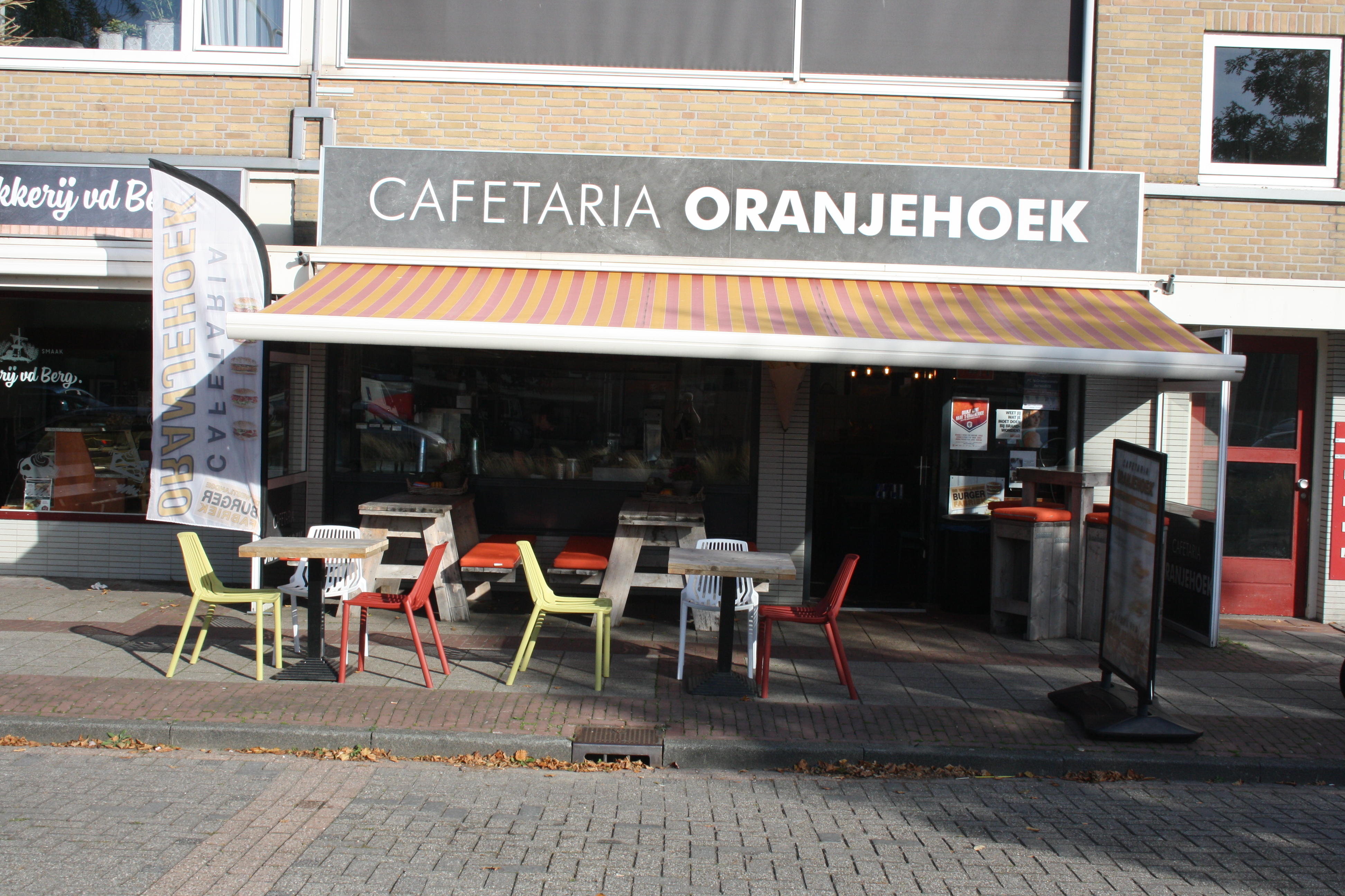 Foto's Cafetaria De Oranjehoek