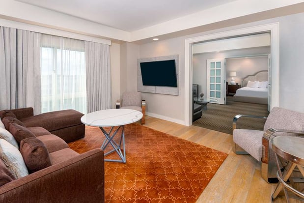 Images Hilton Charlotte Airport