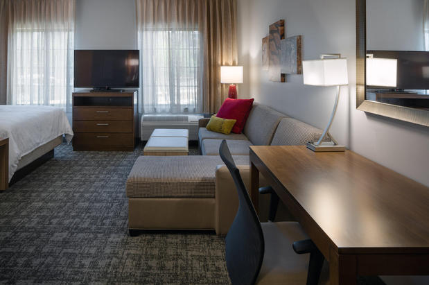 Images Staybridge Suites Phoenix – Biltmore Area by IHG
