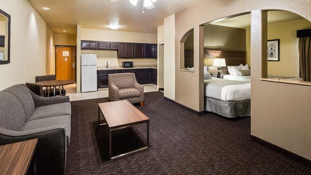Images Best Western Plus Hill Country Suites