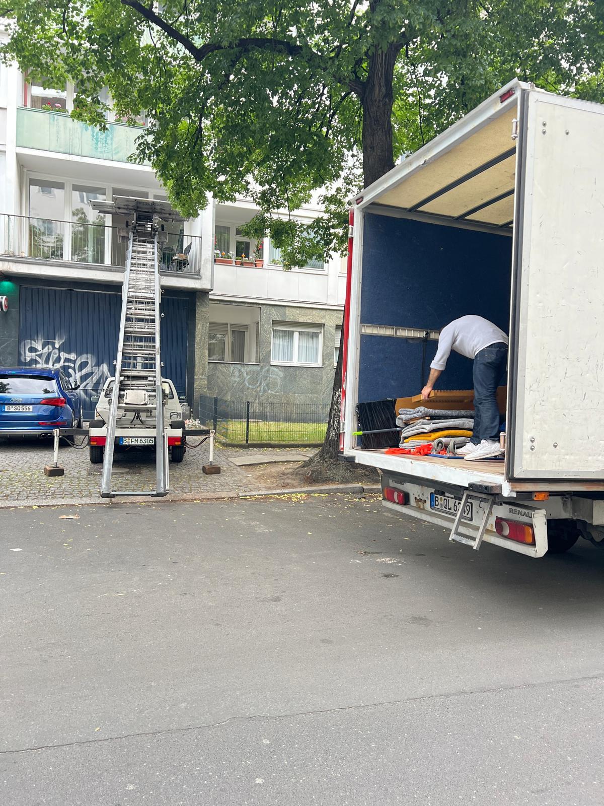 Kundenbild groß 10 Möbellift Mieten