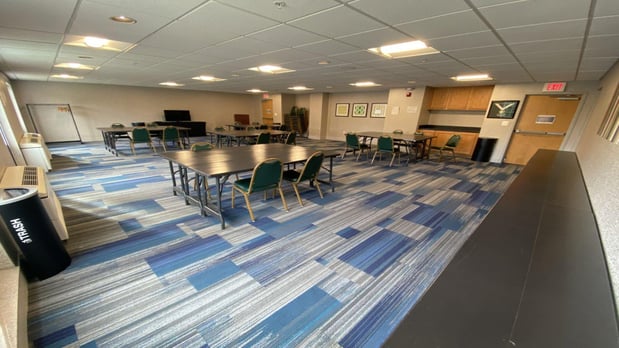 Images Holiday Inn Express & Suites Warrenton by IHG