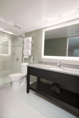 Images Holiday Inn Columbus Dwtn-Capitol Square by IHG