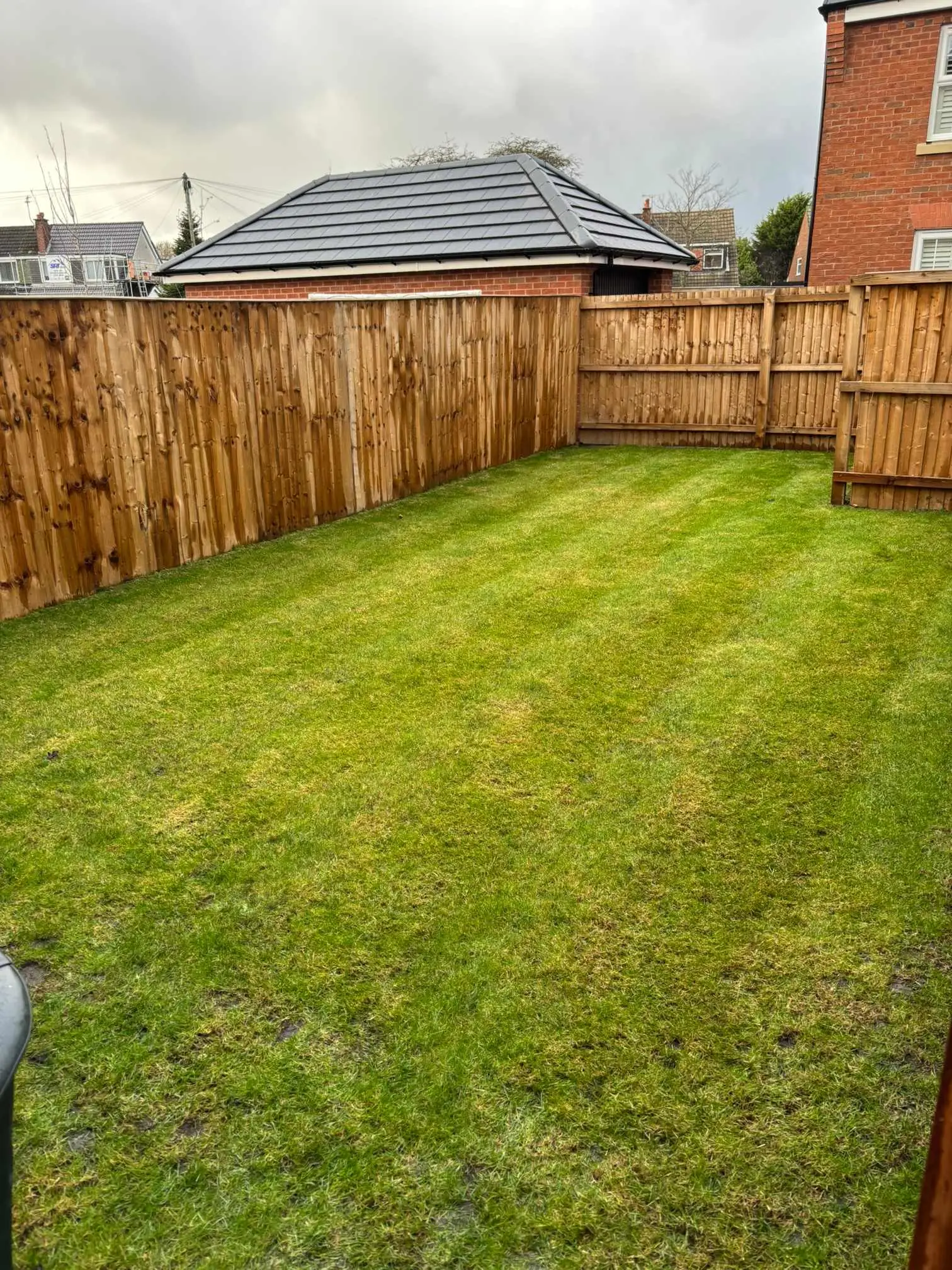 Images Liverpool Gardening Services Ltd