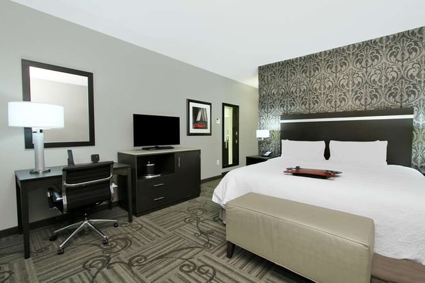 Images Hampton Inn & Suites Columbus/University Area