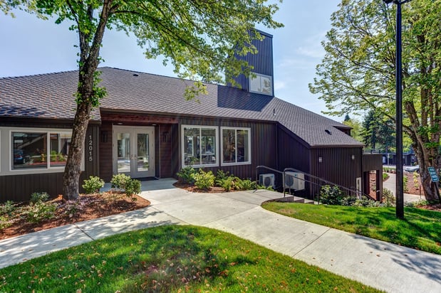 Images Commons at Redwood Creek Apartments