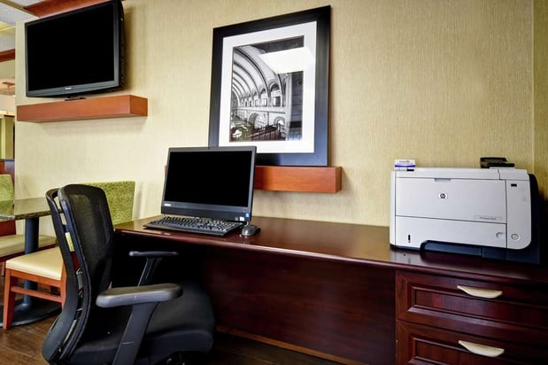 Images Hampton Inn St. Louis/Westport
