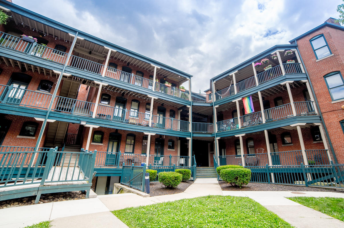 Lockerbie Court Apartments on Mass Ave Photo