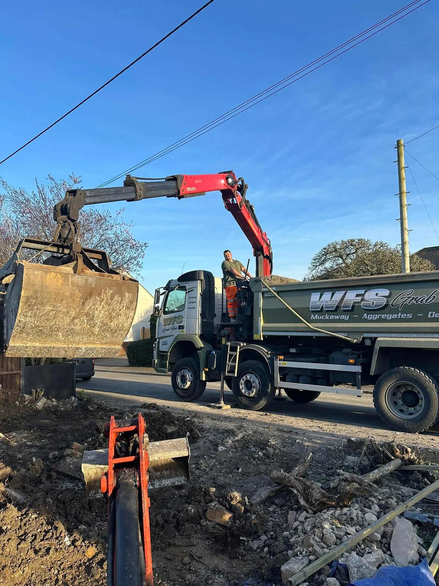 Images WFS Grab Hire