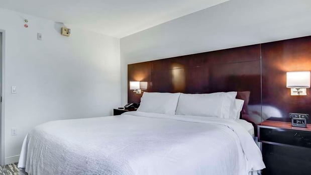 Images Embassy Suites by Hilton Louisville East