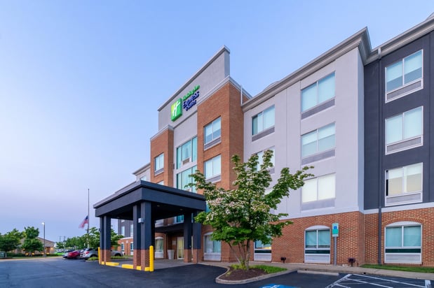 Images Holiday Inn Express & Suites Woodbridge by IHG
