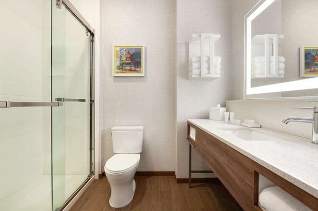 Images Hampton Inn & Suites Houston-Cypress Station