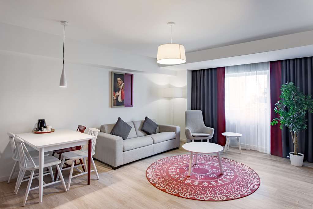Images Park Inn by Radisson Bucharest Hotel & Residence
