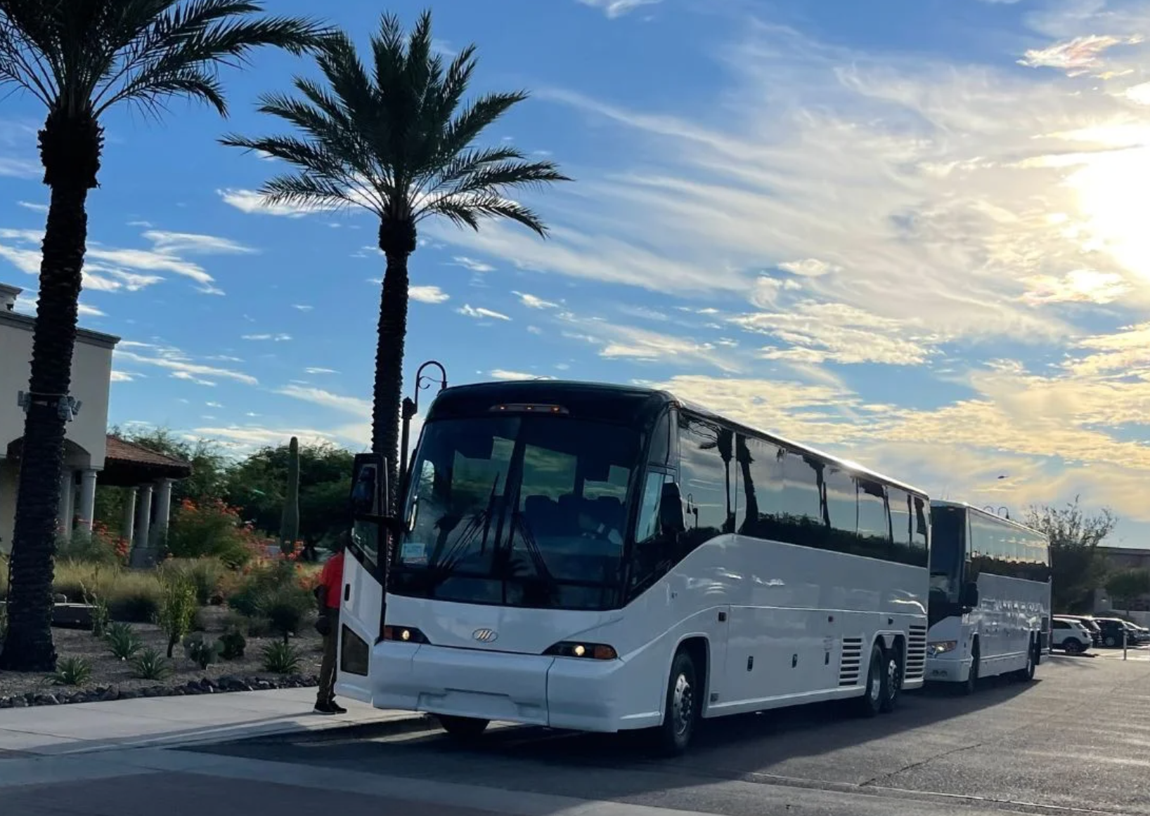 Bus Rentals in Tucson, AZ - Divine Charter Tucson Bus Rentals