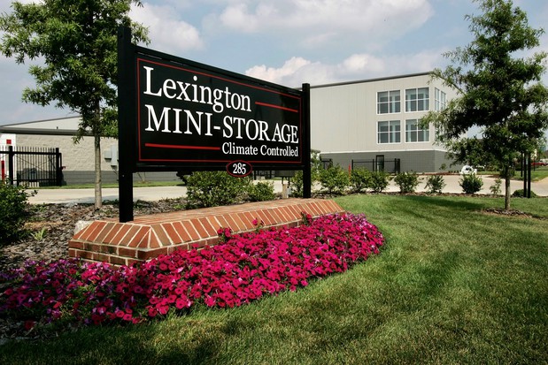 Images Lexington Mini-Storage