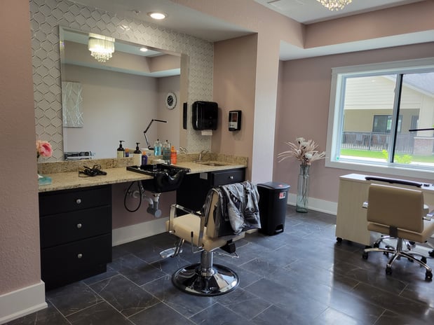 Images Hampton Manor of Bloomfield Hills Assisted Living & Memory Care