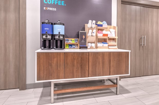Images Holiday Inn Express & Suites Austin Airport East by IHG