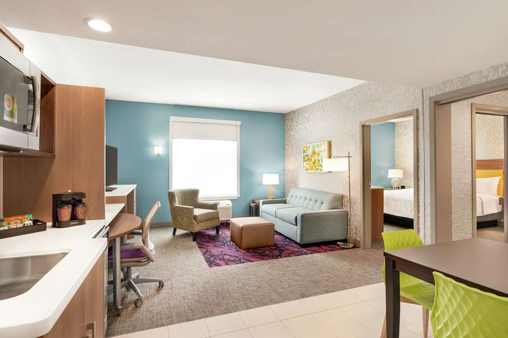 Guest room Home2 Suites by Hilton Harrisburg North Harrisburg (717)545-5300