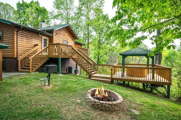Images Bear Camp Cabin Rentals