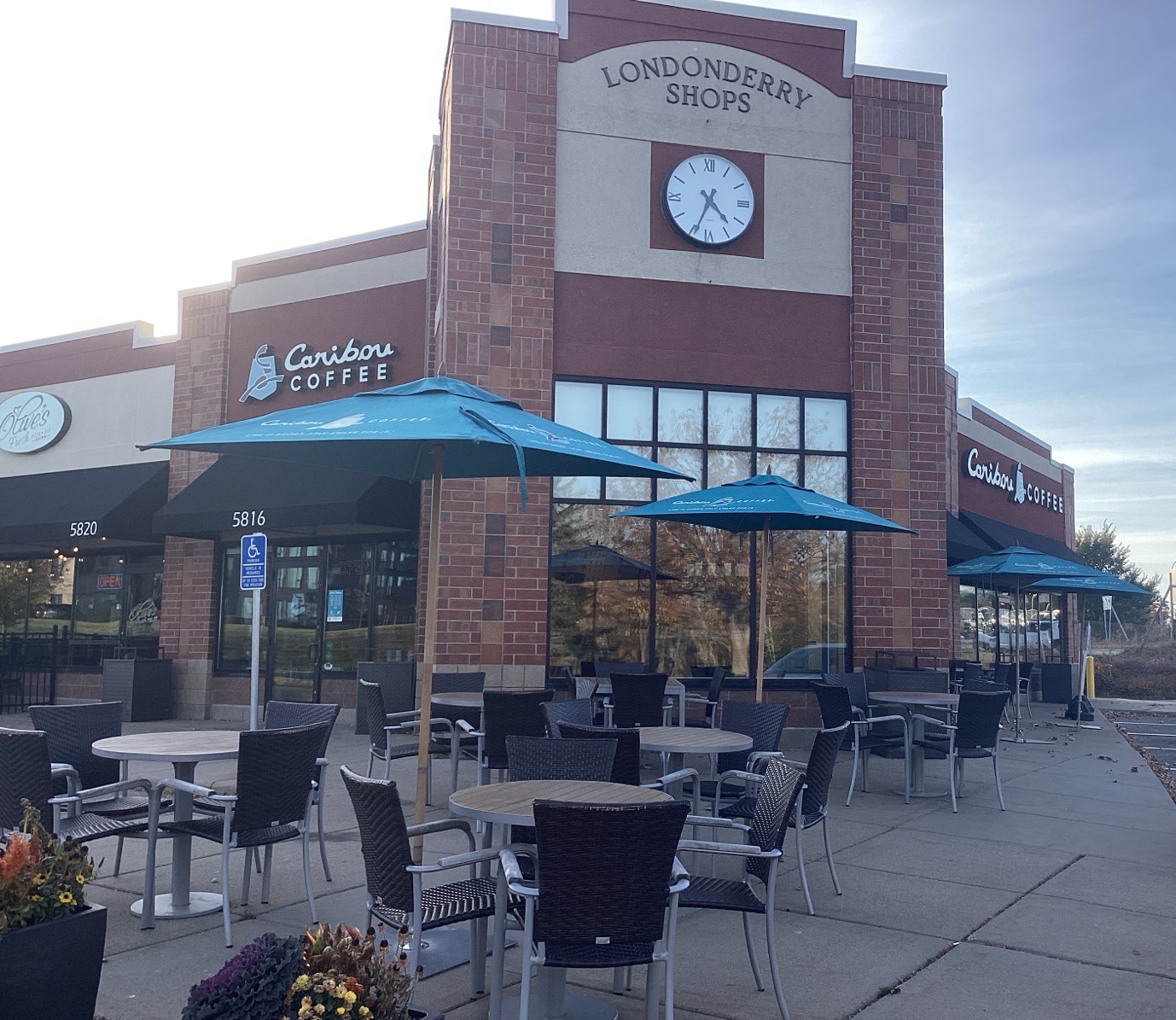 Storefront of the Caribou Coffee at 5816 Lincoln Drive in Edina