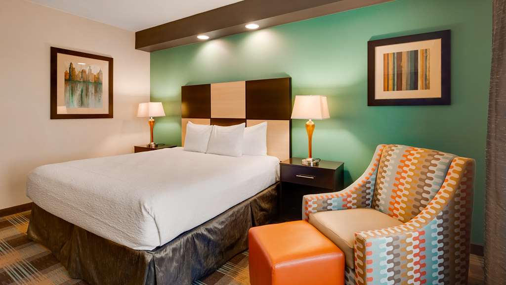 Accessible King Guest Room