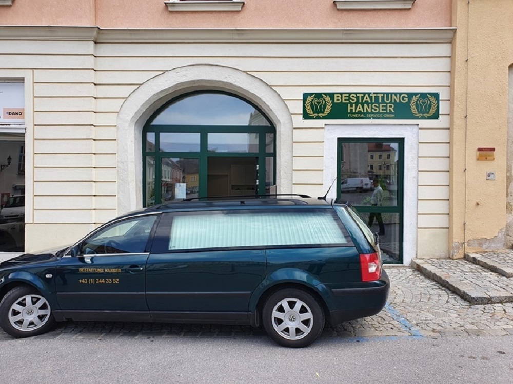 Bestattung Hanser, Hauptplatz 22 in Hainburg an der Donau