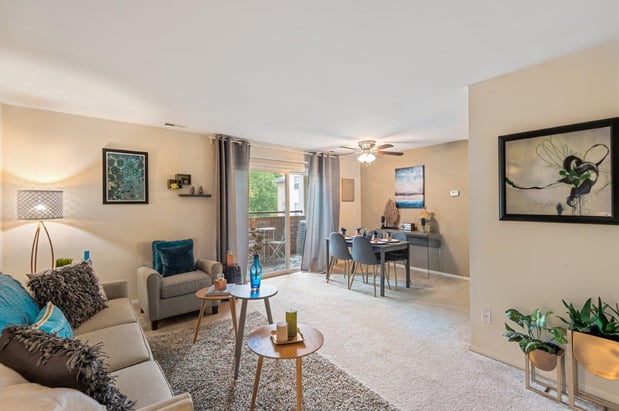 Images Silver Spring Station Apartment Homes