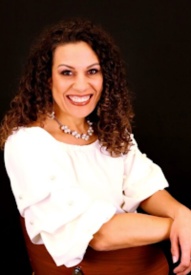 Shelly Buchanan headshot