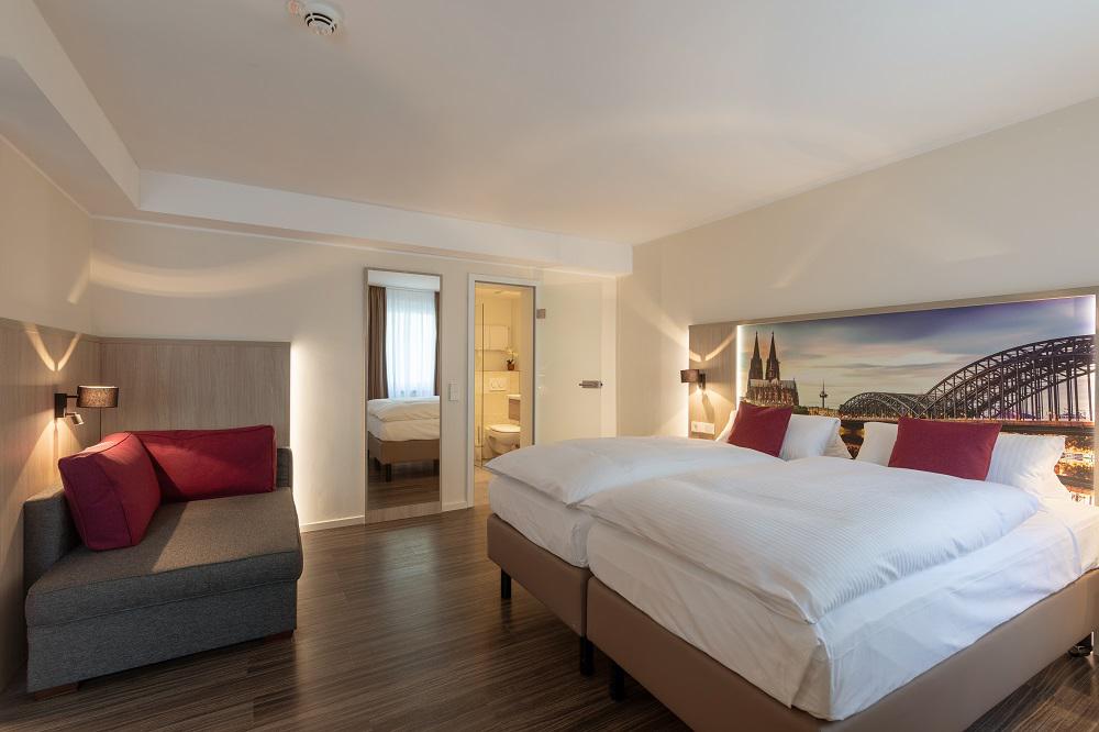 Doppelzimmer CityClass Hotel Caprice am Dom, Komfort oder Superiorkategorie wahlweise mit Balkon