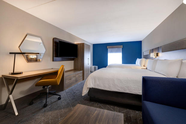Images Holiday Inn Express & Suites Central Omaha by IHG