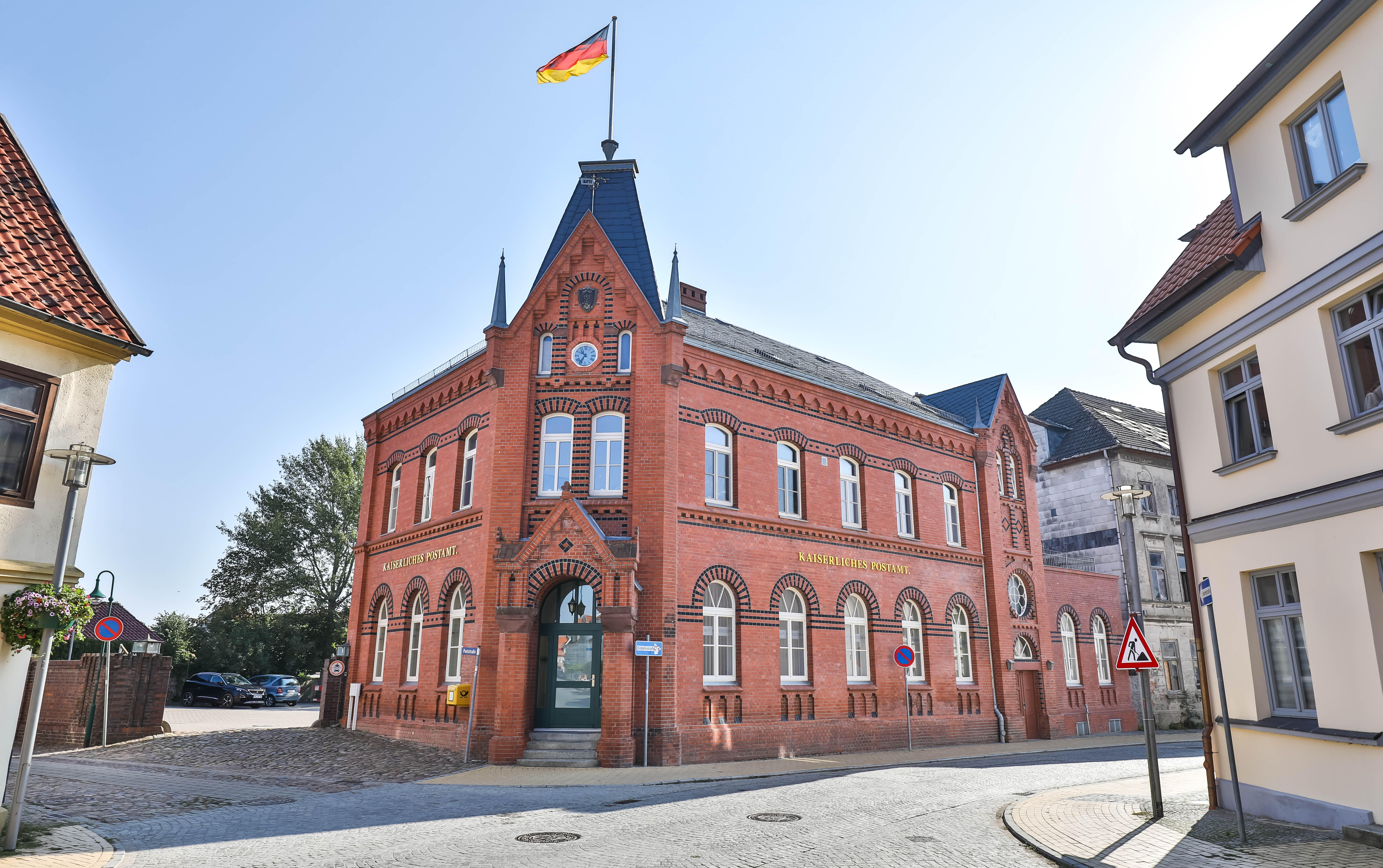 Starke & Partner Wirtschaftsprüfer und Steuerberater, Lilienthalstr. 8 in Flensburg