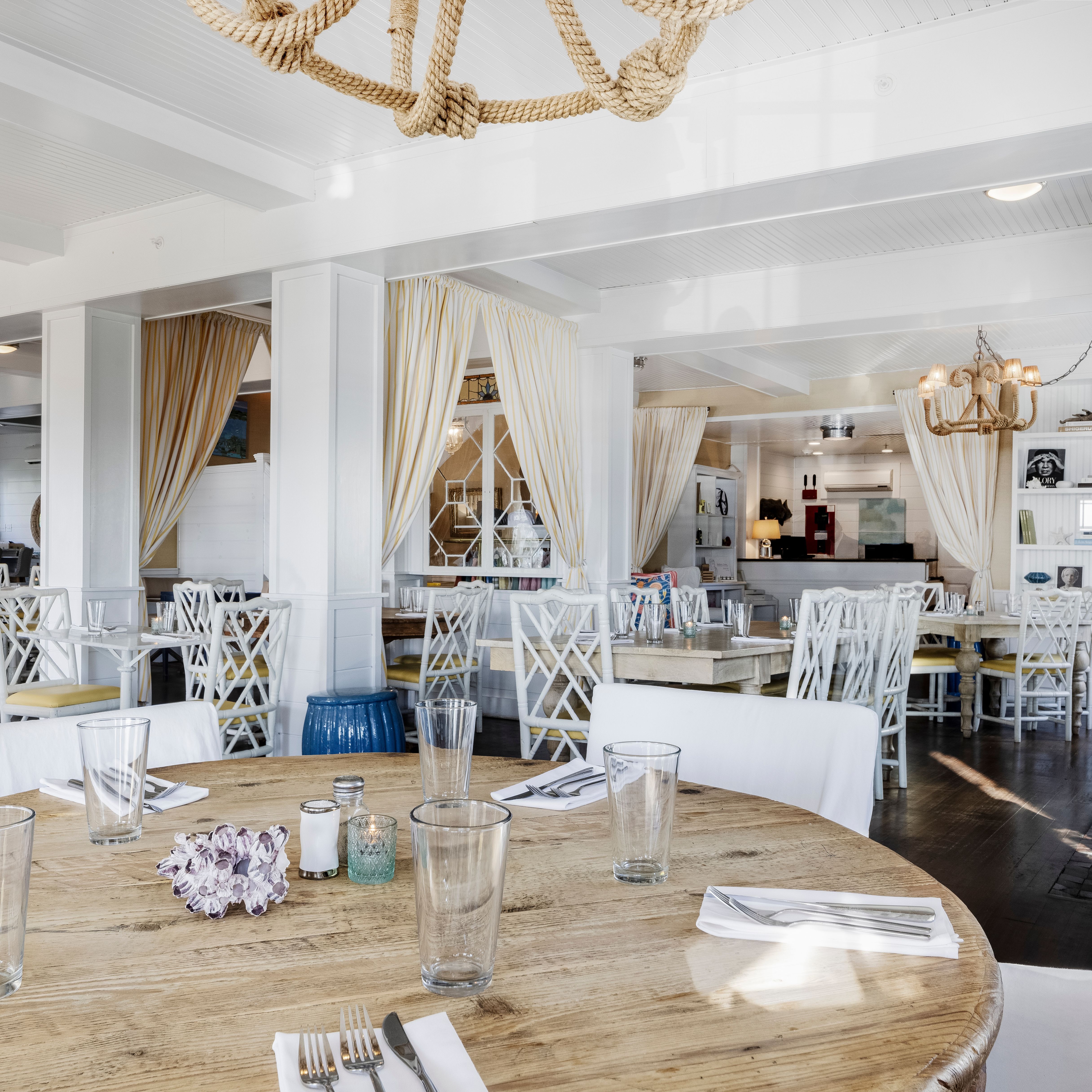 The Tides Beach Club Restaurant Logo