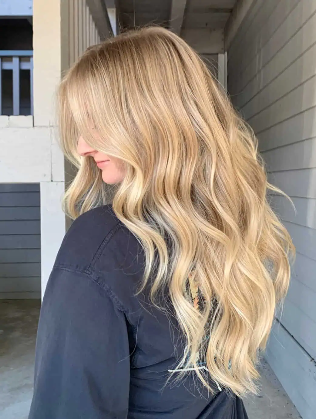 Top Hair Salon in Lake Mary, FL For 
Blonding & Lived-In Hair Color 