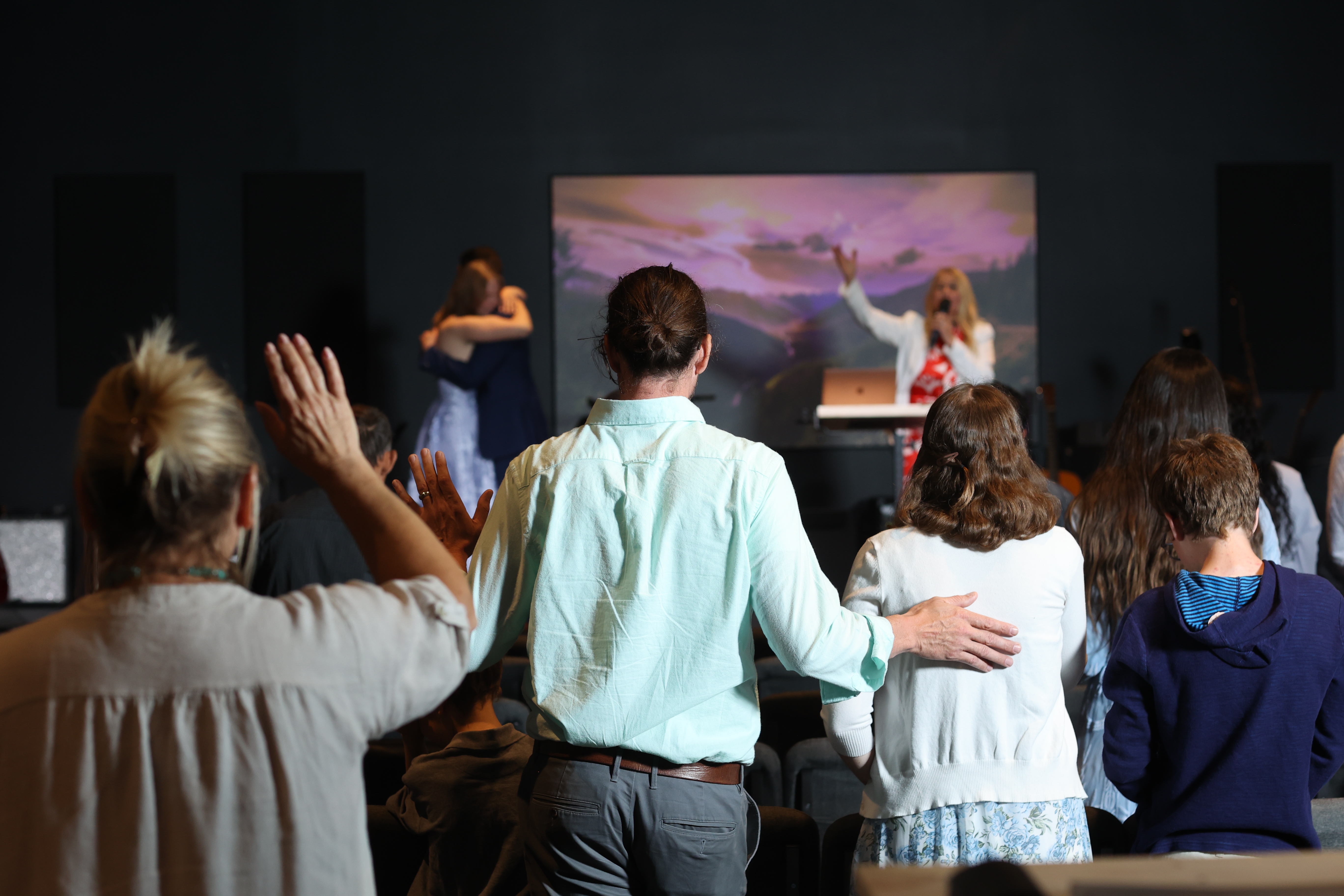 Glory House International Logo