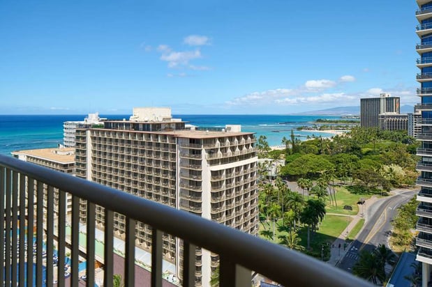 Images Embassy Suites by Hilton Waikiki Beach Walk