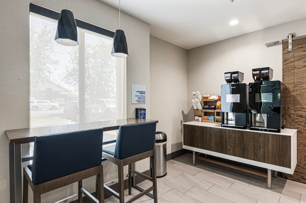 Images Holiday Inn Express & Suites Buford NE - Lake Lanier by IHG