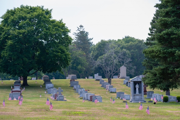 Images Saint James Cemetery
