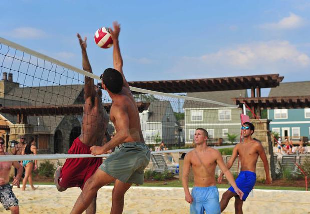 Images The Cottages at Lake Tamaha - Student Housing