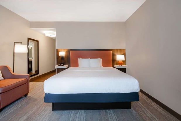 Images Hampton Inn & Suites Harvey/New Orleans West Bank